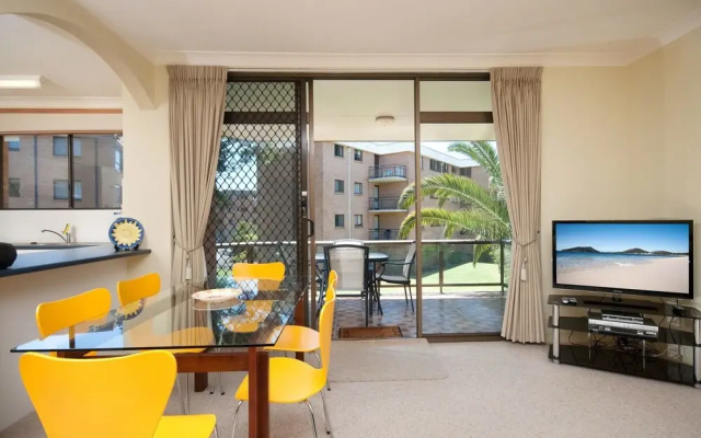 St George, Unit 8/19 Weatherly Close