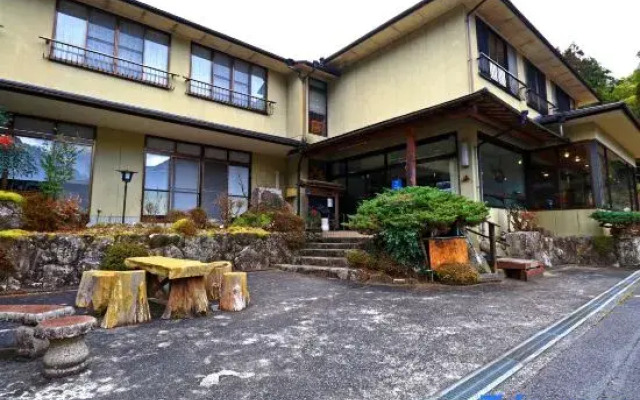Minshuku 2-7