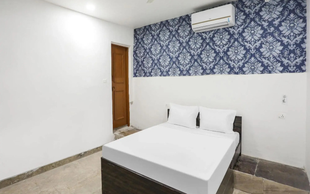 OYO 87017 Hotel The Mars