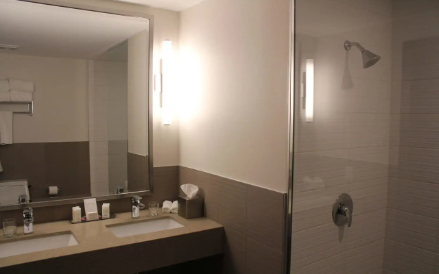 Les Suites Victoria, an Ascend Collection Hotel