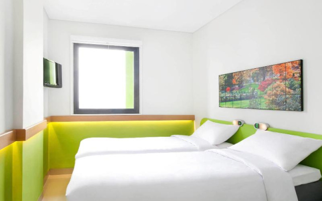 Mercure Jakarta Grogol