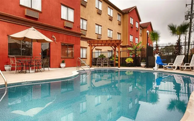 Wingate by Wyndham Humble/Houston Intercontinental Airport