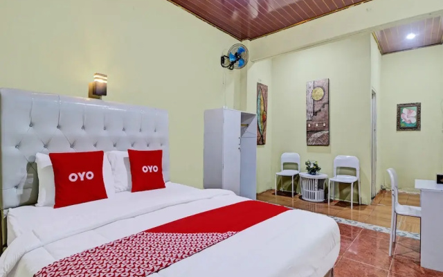 OYO 92206 Maharani Guest House Syariah