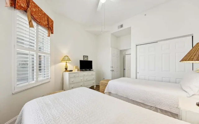 32 Ocean Place 2 Bedroom Condo