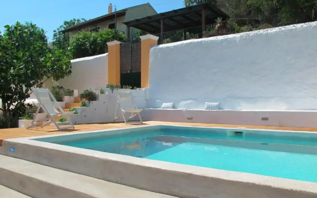 Theano Cottage