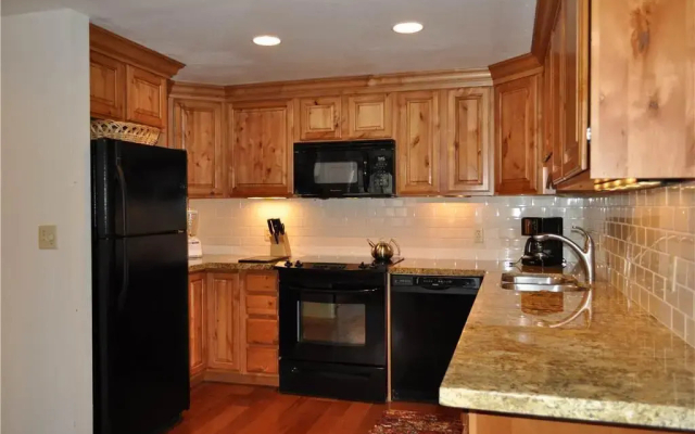 Ten Sleep - 1BR Condo #B-12 - LLH 63314