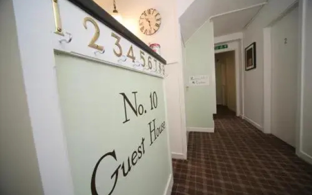 No 10 Guesthouse