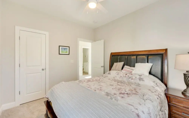 Pet-friendly Wilmington Home - 2 Mi to Riverwalk