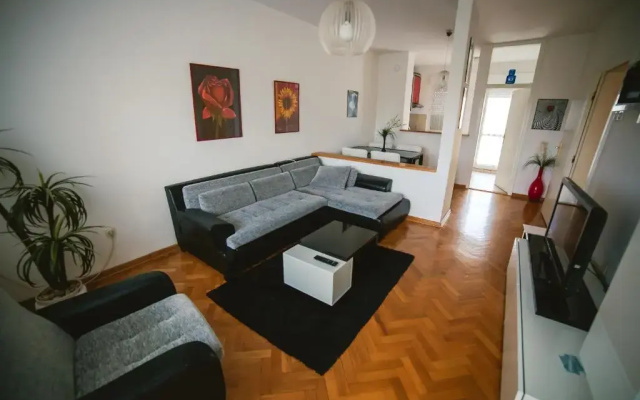 Viktorija Apartment