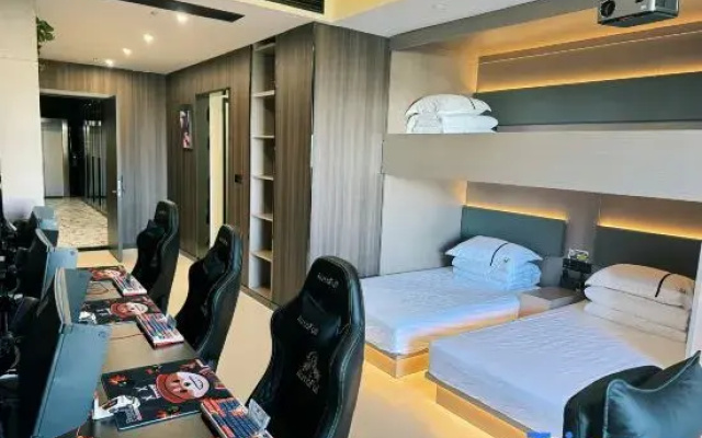 Panda E-Sports Hotel (First Street Xueshi Building)