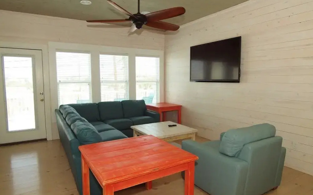 Beach Club Clubhouse 2