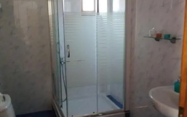 Therisso Rooms