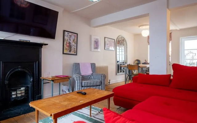 Host Stay George Street Townhouse