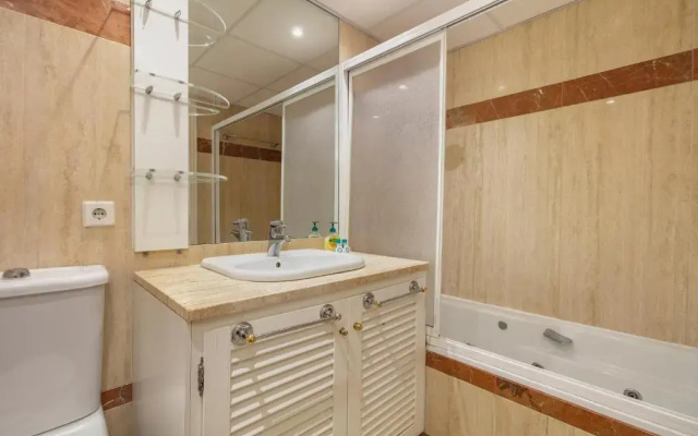 Amazing Penthouse next to Beach & Puerto Banús - RDR216