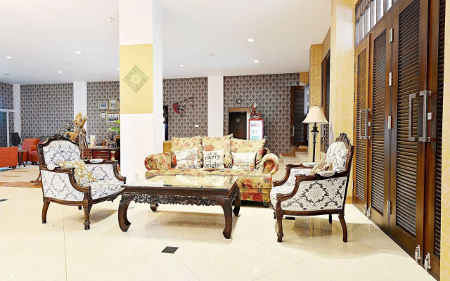 ZEN Rooms Sukaresmi Karang Setra