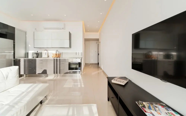 Sunset Panorama Apartment by Sea N' Rent