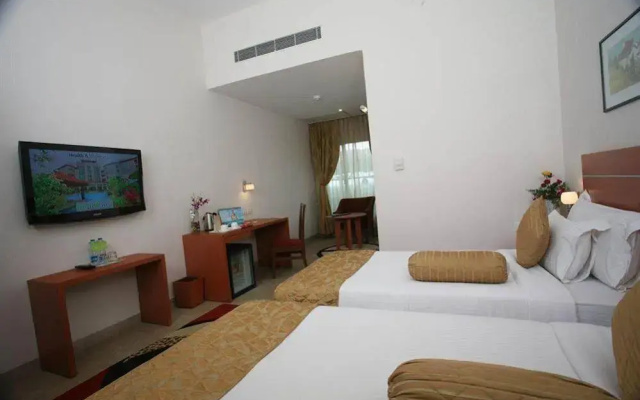 Leonia Holistic Destination