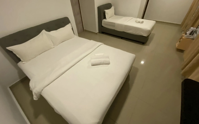 Shobi Hotel Johor Bahru Near CIQ JB