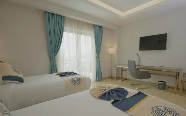 Stay Easy Plus Hotel