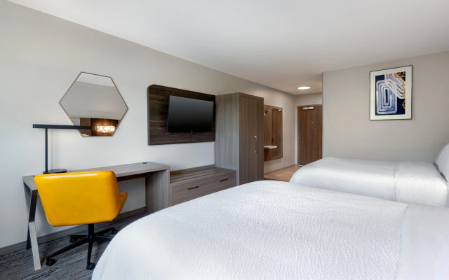 The Inn At Lenoxview Hotel