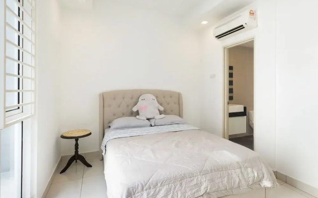 Central Residence at Sungai Besi, Kuala Lumpur by Liberty Home