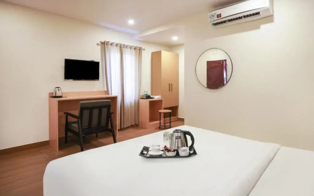 Super OYO Townhouse 942 The Pallagio