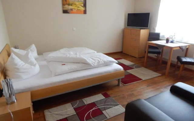 Hotel Alex