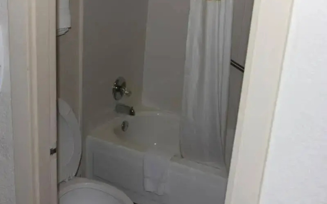 Super 8 Motel - Athens