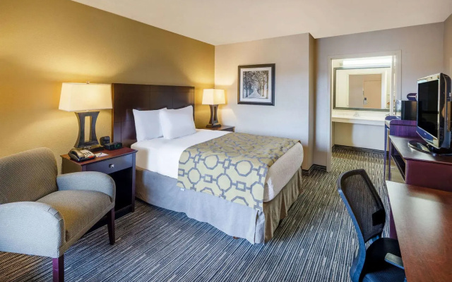 Park Inn by Radisson, Columbus State University Area
