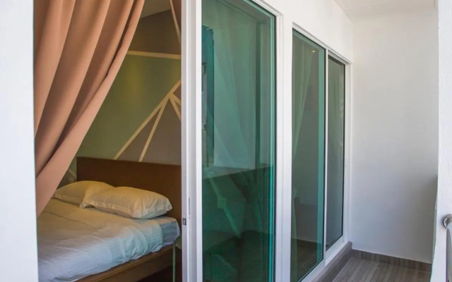 Paradise Suite at Asiacity