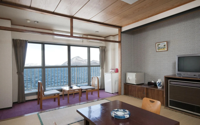 Toyako Onsen Hokkai Hotel