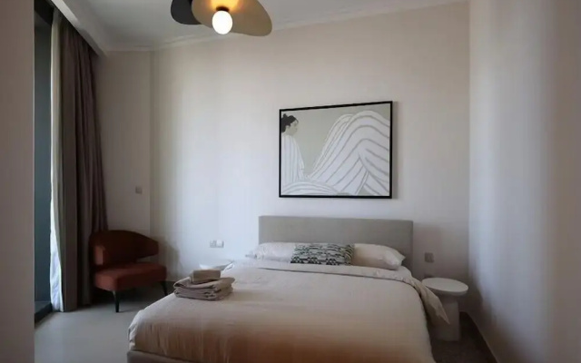 Elegant 1BR Oasis Burj Vista