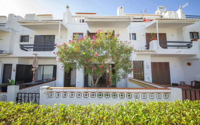 C06 - Porto De Mos 3 Bed Townhouse