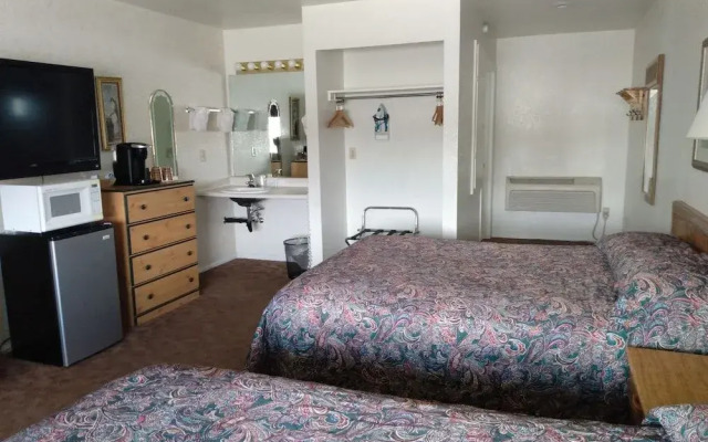 Rim Rock Motel Alturas