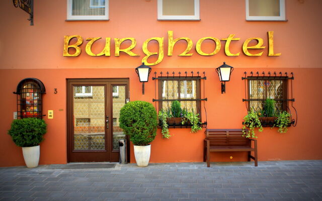 Отель Burghotel Nürnberg Германия, Нюрнберг - отзывы, цены и фото номеров - забронировать отель Burghotel Nürnberg онлайн вид на фасад