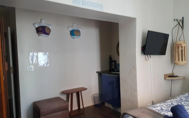 Bedrock Family 4 Sleeper En-Suite Studio