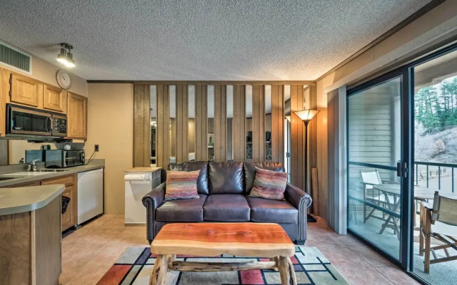 Cozy Ruidoso Condo by Grindstone Lake + Skiing!