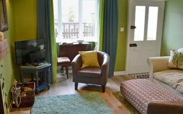 Nutmeg Cottage