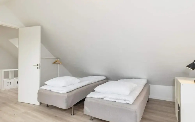6 Person Holiday Home in Hals