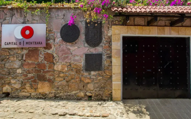 Capital O Hotel Casa Mentxaka