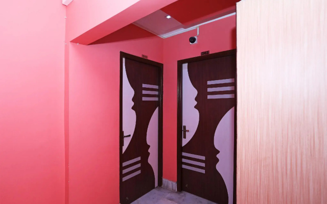 OYO Flagship 10079 Rainbow Guest House