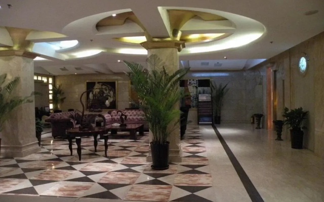 base-Sanlitun Serviced Apartment