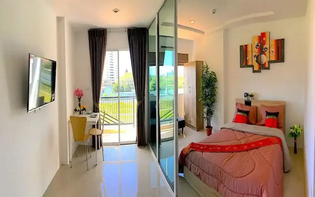 Breezy Room Jomtien