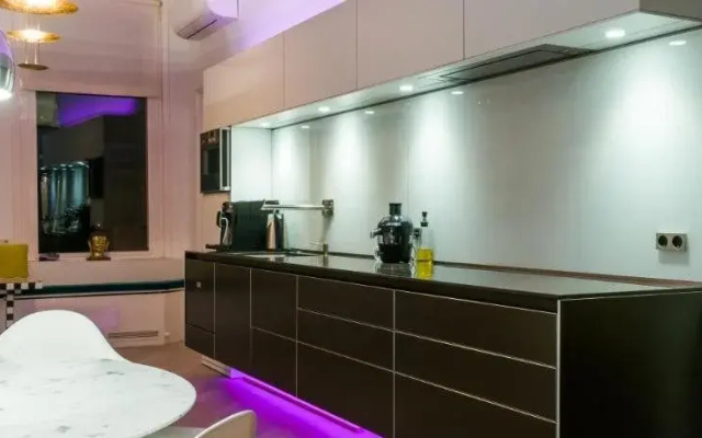 Amstel Corner Hotel