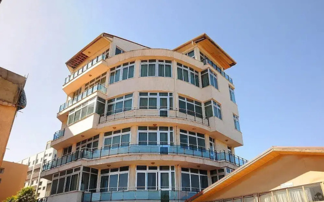 Dimitri Hotel