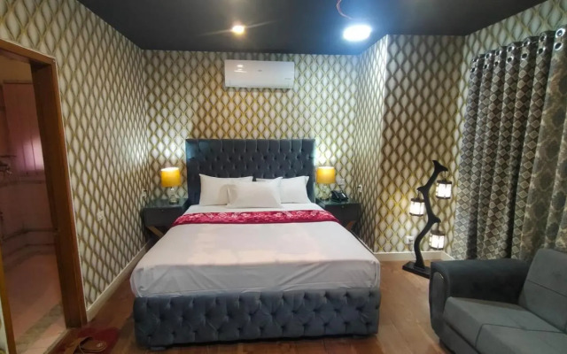 Hotel Royal Luxury