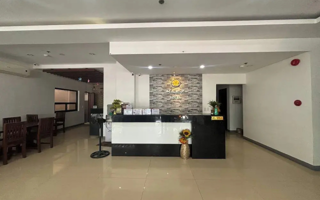 Yellowbell Hotel