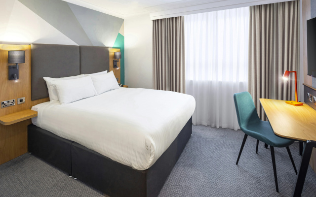 Holiday Inn Southampton-Eastleigh M3, jct13 by IHG