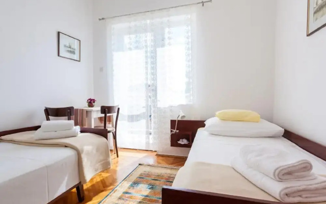 Cosy Apartment in Malinska With Barbecue