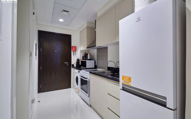 bnbme | Damac Hills Carson Tower | STUDIO